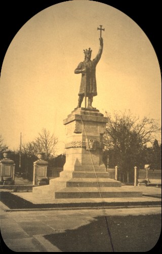 Statuia lui Stefan cel Mare din Cernauti (1936)