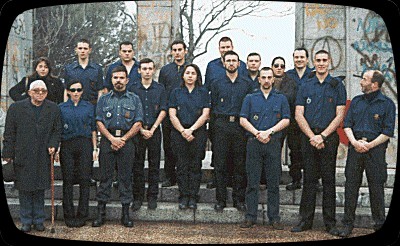 Un grup de falangisti spanioli &icirc;n pelerinaj la Monumentul Mota-Marin