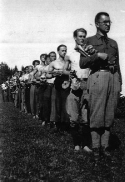 Muntele Susai: adunarea osemintelor ostasilor rom�ni c�zuti �n primul r�zboi mondial